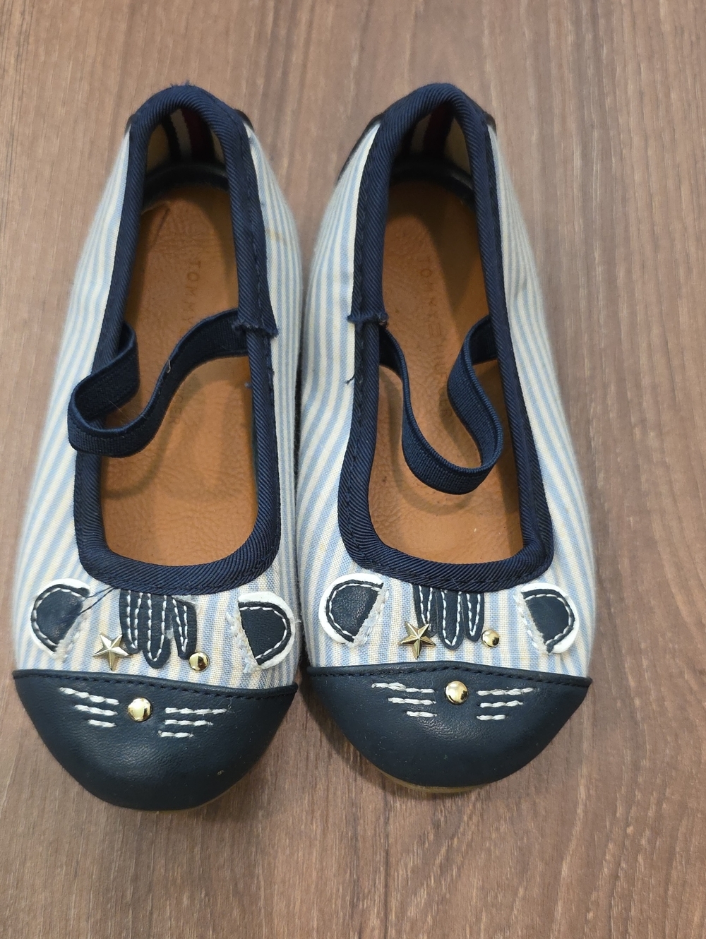 Baby shoes Navy & White TOMMY HILFIGER Striped Mary Jane Shoes. Size 7.